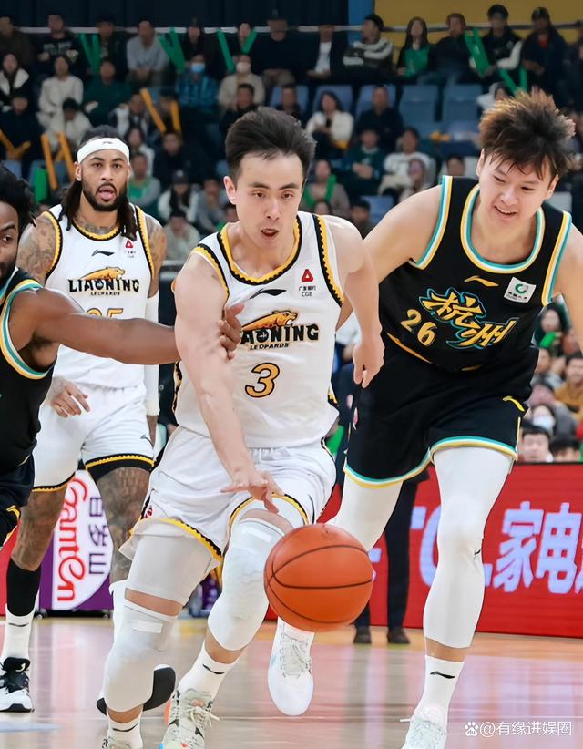 开云体育-湖北男篮在主场力克对手，稳步前进