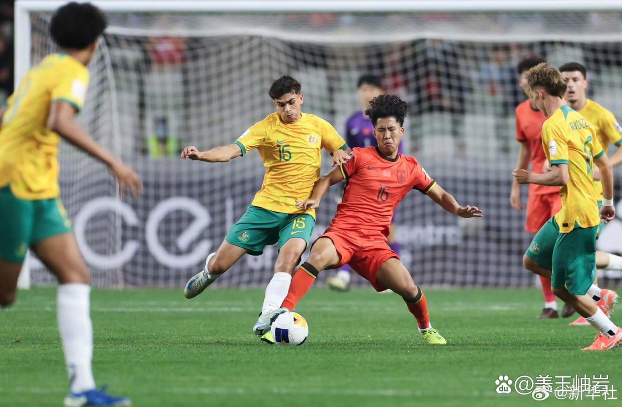 切沃客场不敌里昂，小组出线形势堪忧的简单介绍