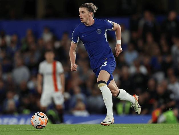 切尔西年轻球员崭露头角，帮助球队取胜