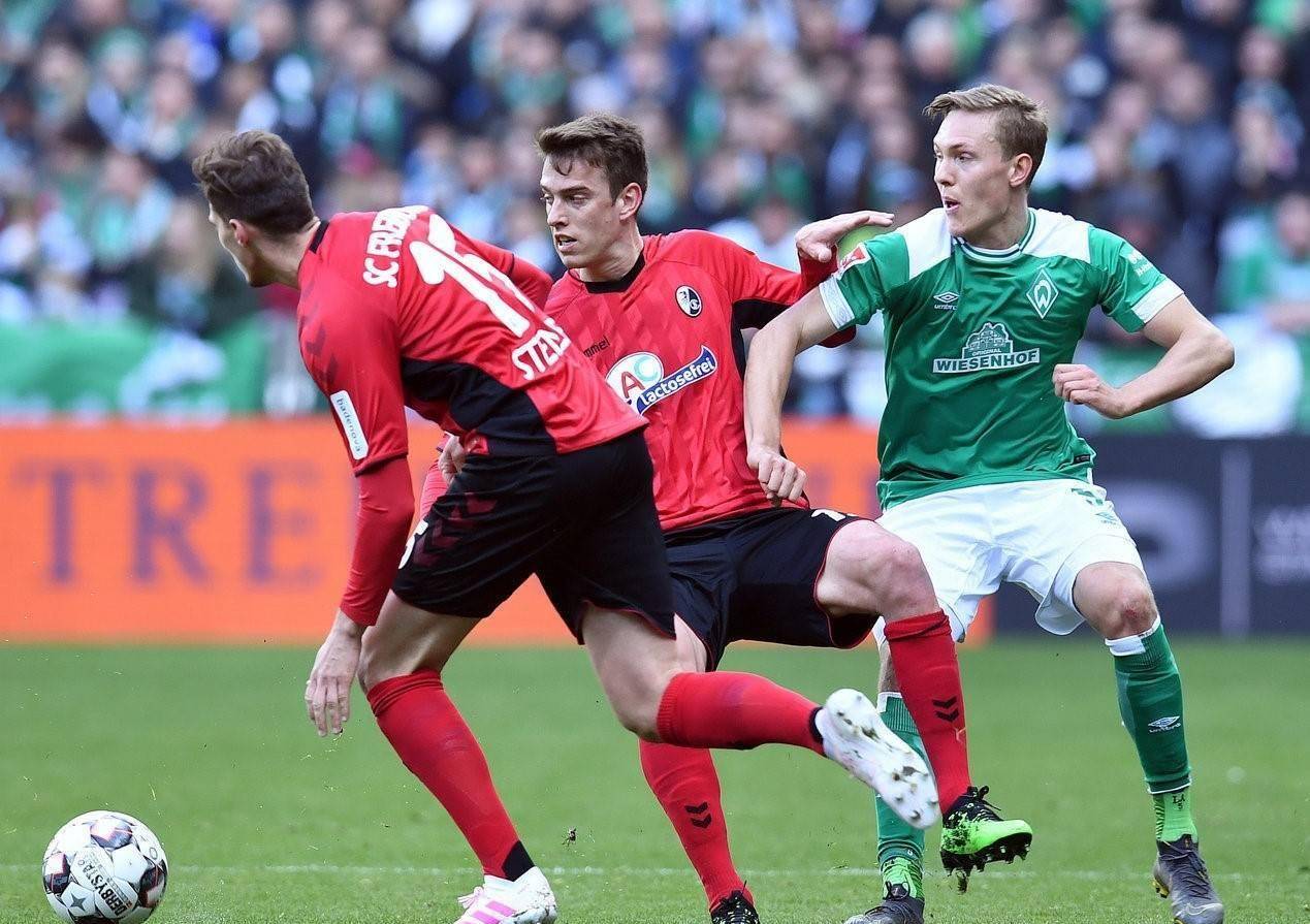 开云体育网站-波鸿不敌弗赖堡，降级区形势严峻的简单介绍