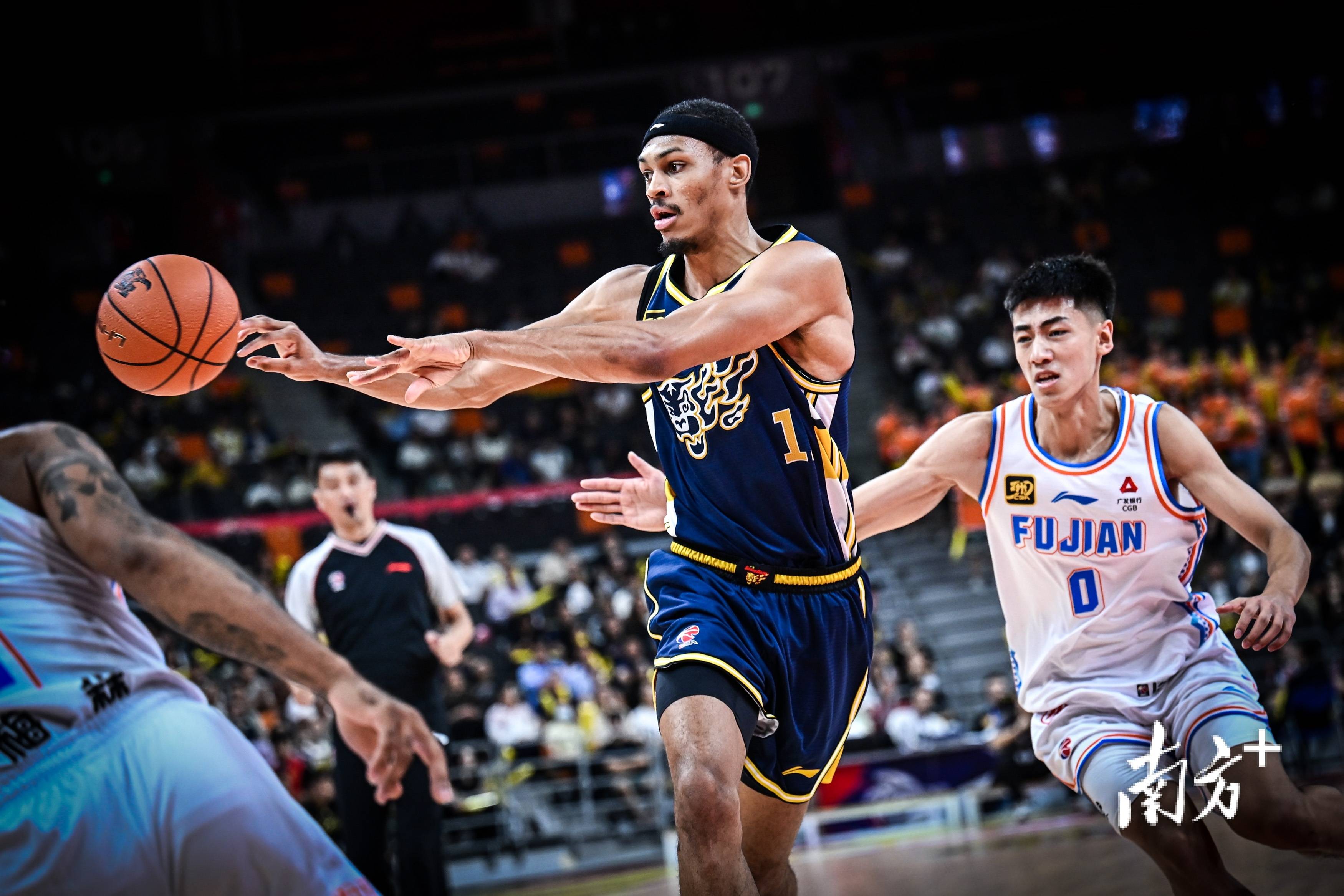 开云体育地址-广东男篮成功晋级总决赛，备战冠军战！