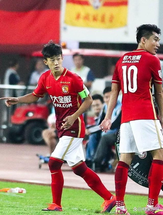 重庆斯威客场对阵恒大，势均力敌