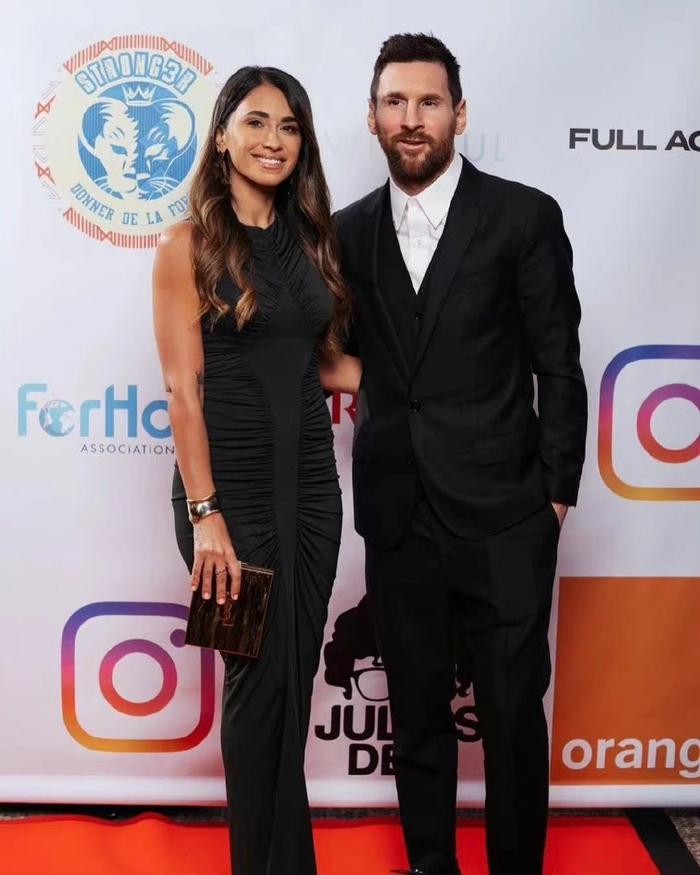 开云体育地址-西班牙队士气如虹，积极备战的简单介绍