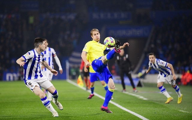 格拉纳达迎战穆尔西亚，备受关注