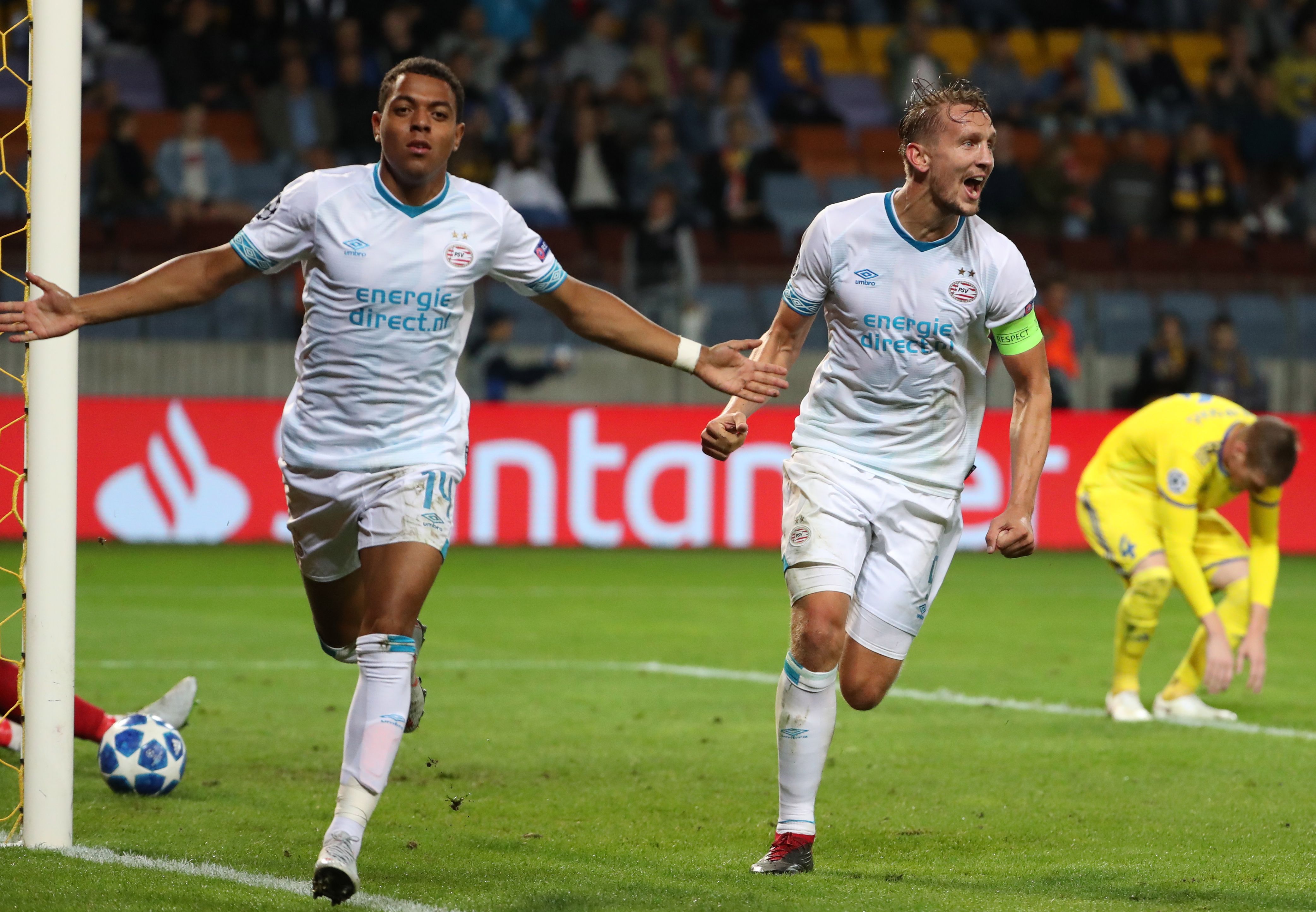 荷兰客场取胜，晋级前景看好的简单介绍