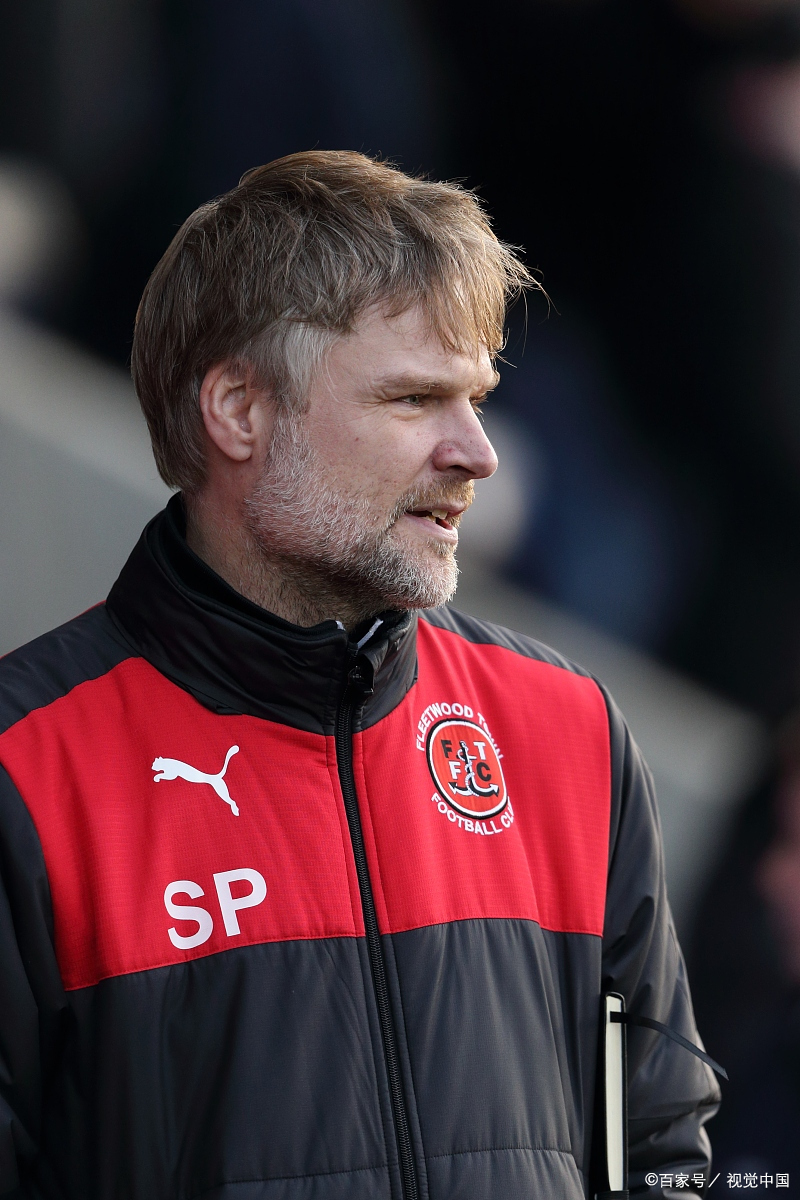 沃尔夫斯堡主场大胜，积分榜稳步上升的简单介绍