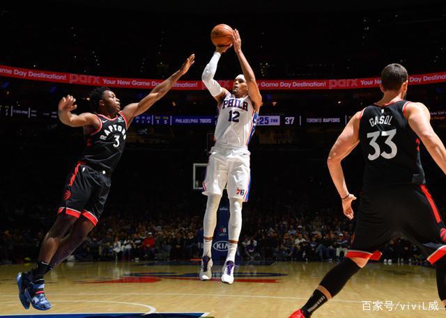 关于76人主场取胜，西蒙斯贡献全面表现的信息