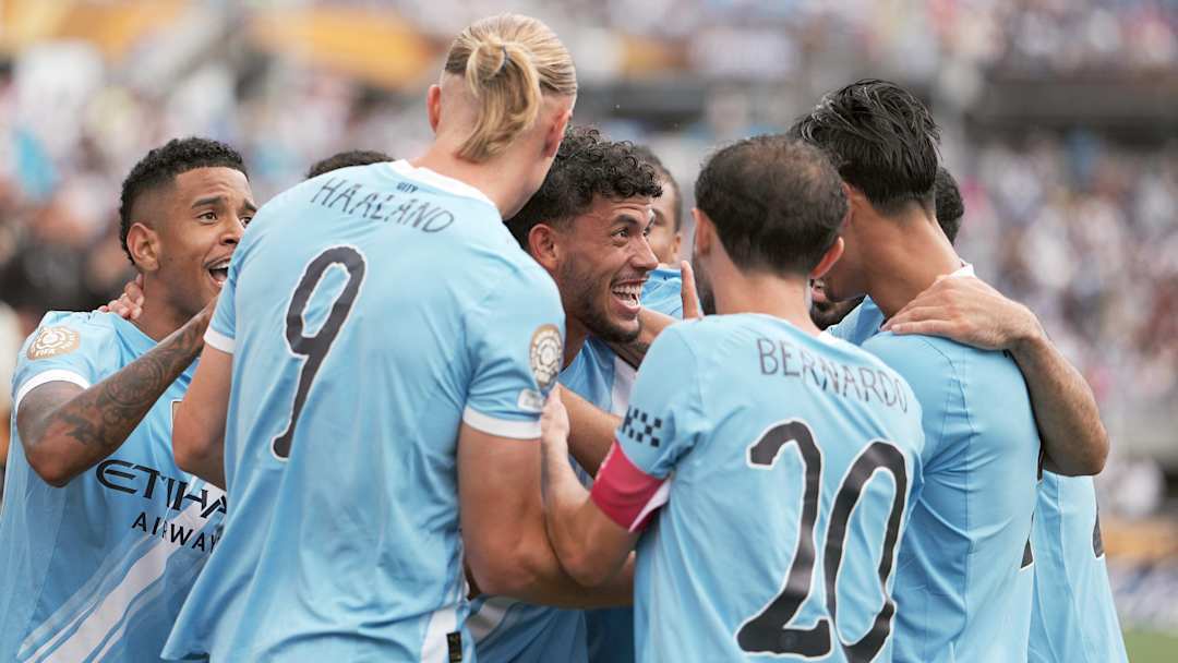 开云体育网页版登录入口-曼城客场大胜对手，豪取三分稳居榜首的简单介绍