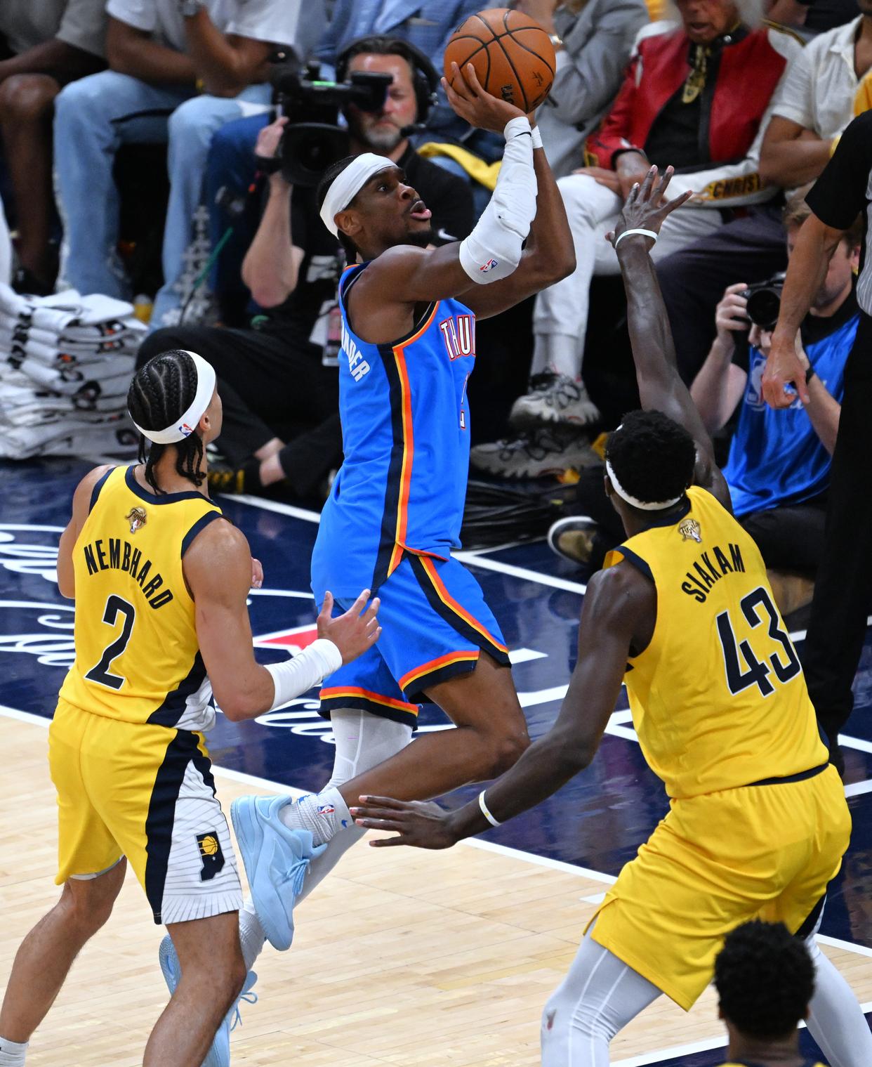 开云体育网页版登录入口-NBA总决赛流光溢彩，场上激战无比惊人