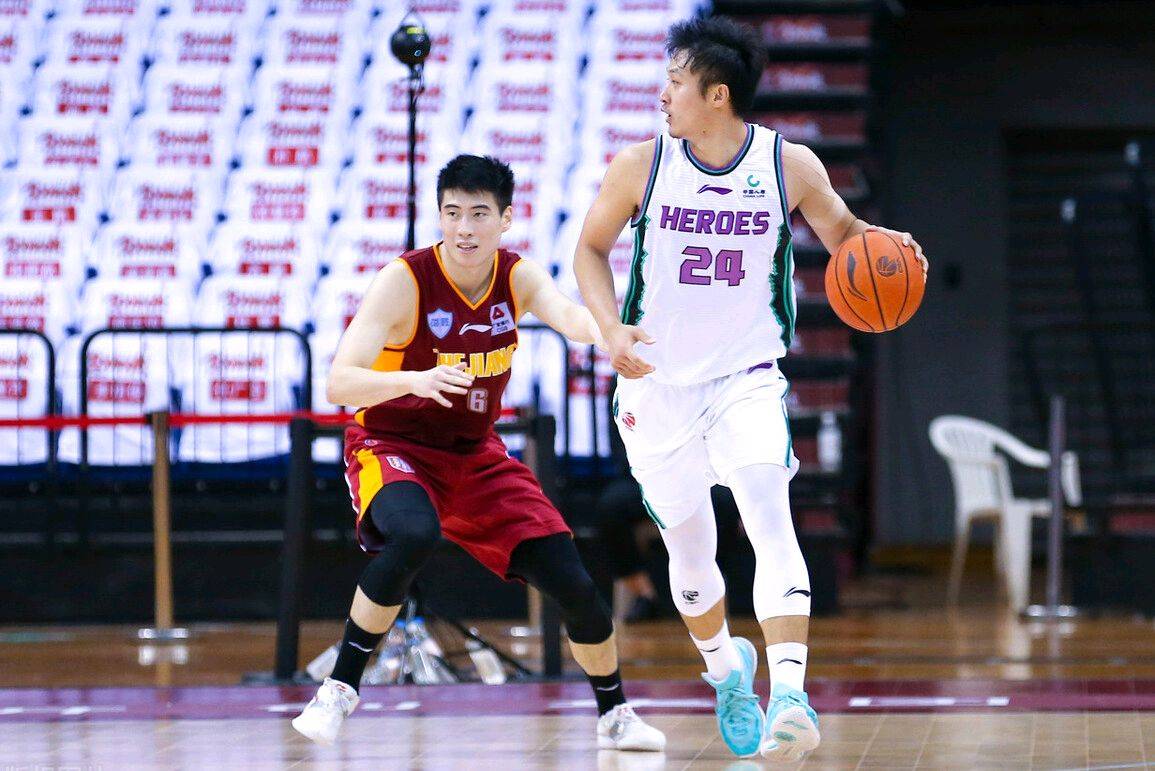 中亚地区实力对决，豪强争夺冠军头衔的简单介绍